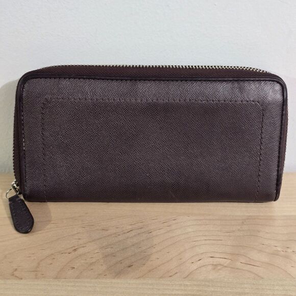 COACH - Continental Wallet - Leather Accordion Zip Around Wallet - Purple - Picture 2 of 7